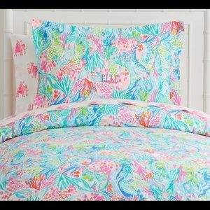 Duvet+sheets Pottery barn Lilly  pullitzer mermaid cove